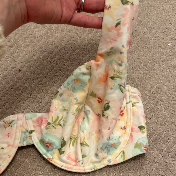 Abercrombie curve loveBikini Set - Picture 2 of 4